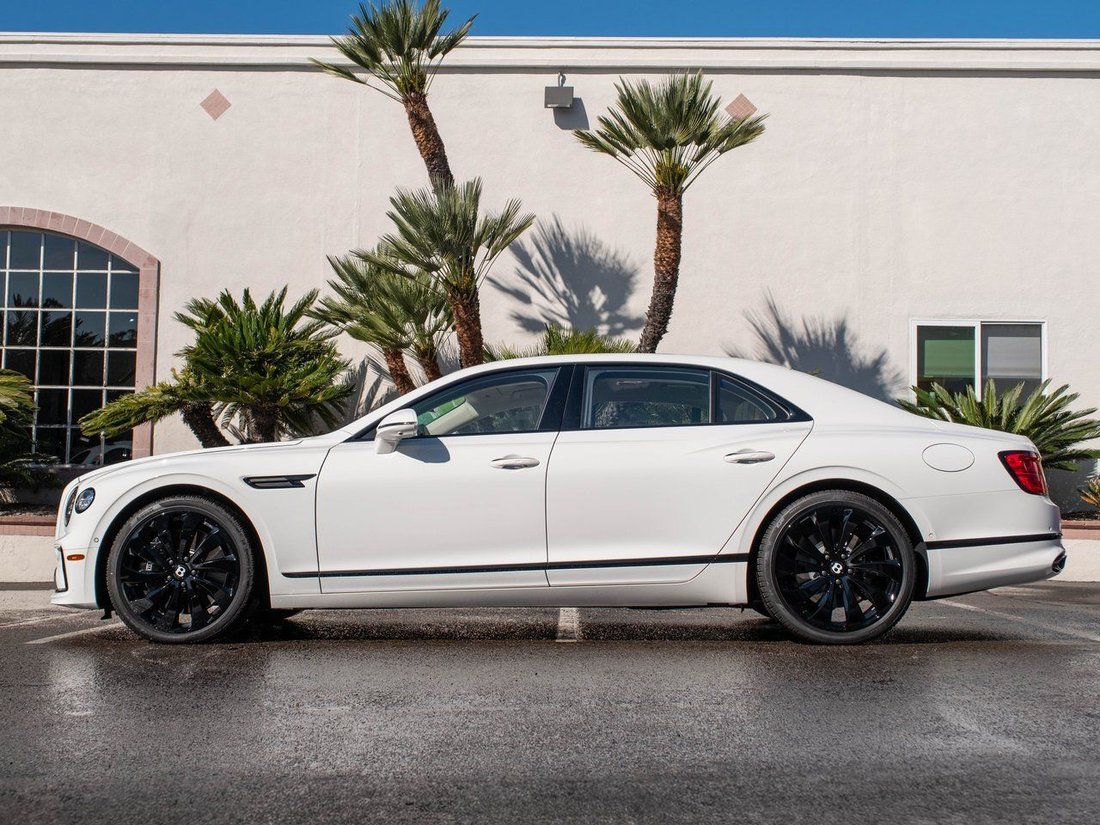 2026 Bentley Flying Spur in La Jolla, CA, United States 5 - 17090418