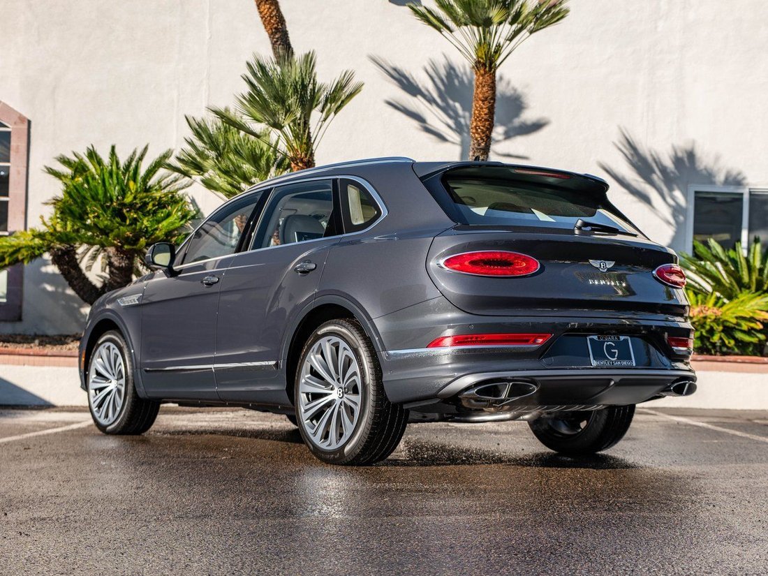 Suv in La Jolla, CA, United States 3 - 16890824
