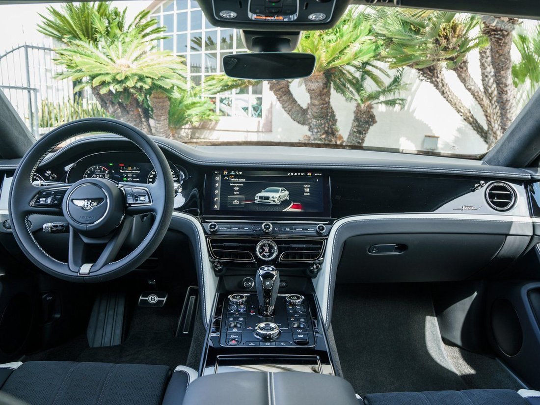 Sedan in La Jolla, CA, United States 4 - 16890836