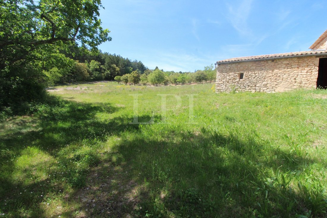 House in Saint-Saturnin-lès-Apt, Provence-Alpes-Côte d'Azur, France 3 - 17286975