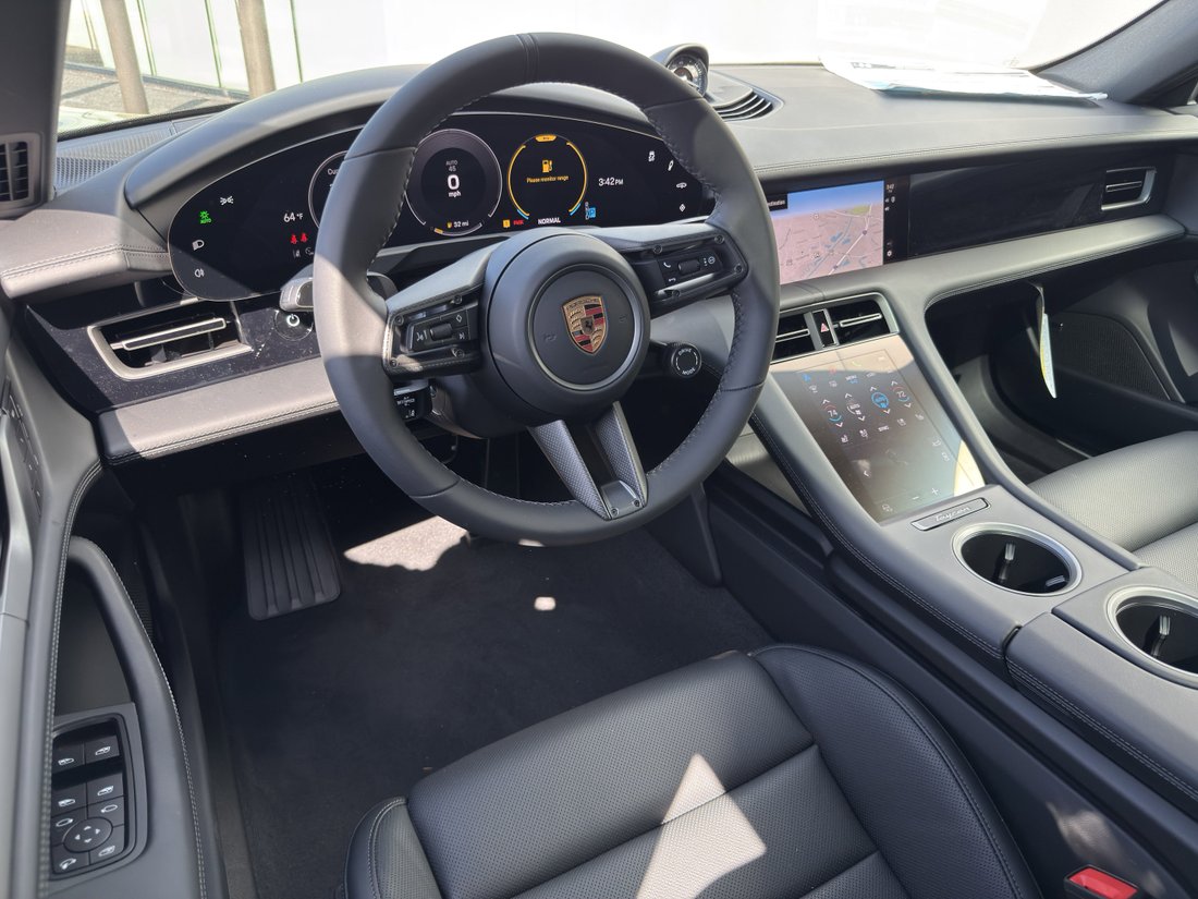 Sedan in Memphis, TN, United States 4 - 17287487