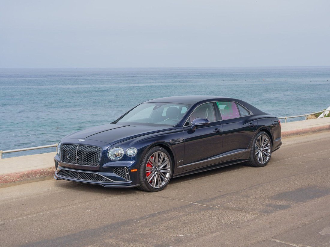Sedan in La Jolla, CA, United States 1 - 16890836