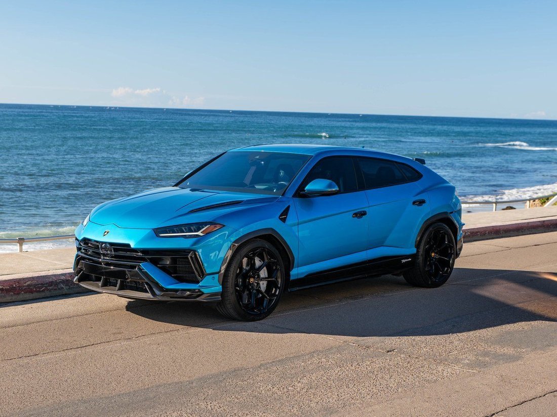 Suv in La Jolla, CA, United States 1 - 16677742