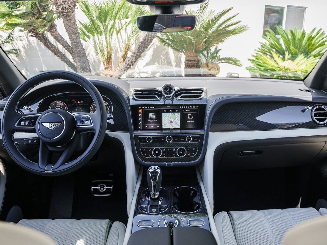 Suv in La Jolla, CA, United States 4 - 16890831