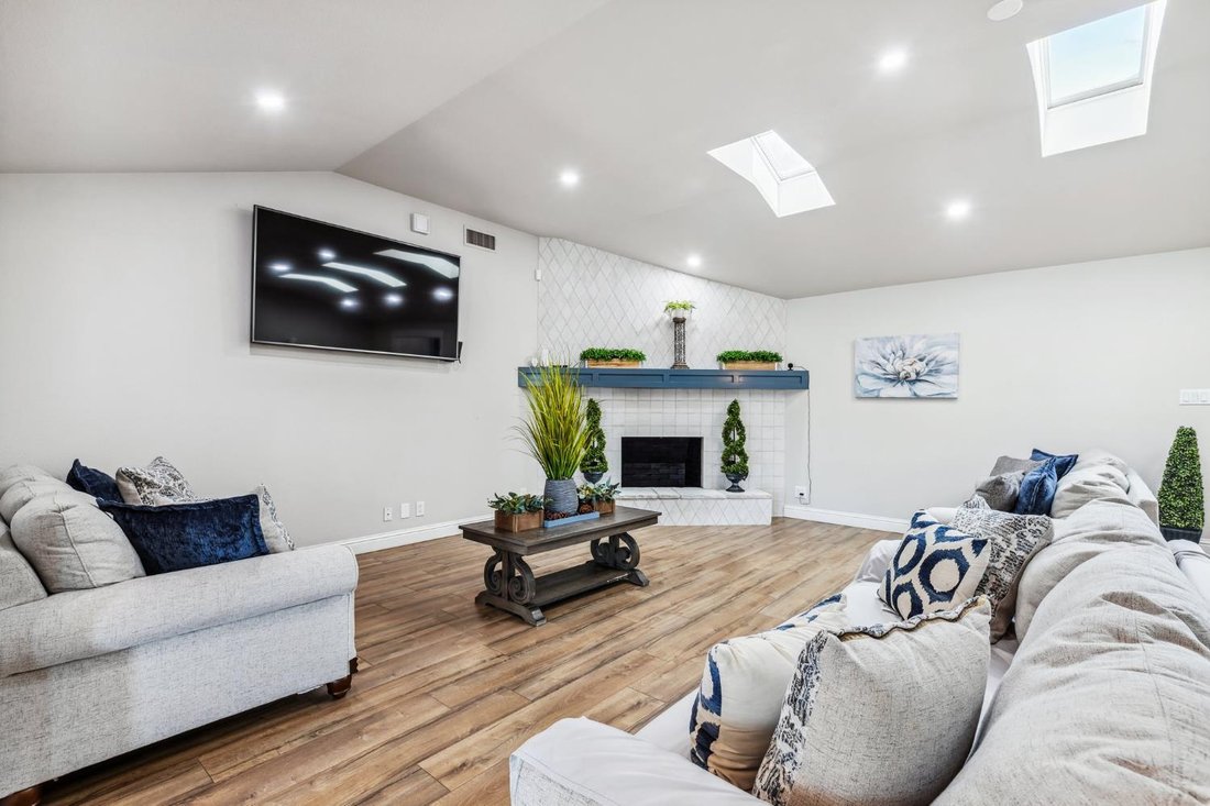 House in Fresno, California, United States 3 - 17288219