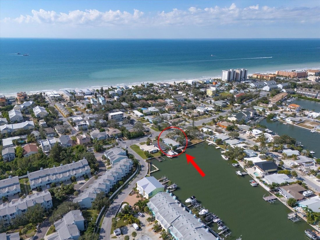 Condo in Indian Shores, Florida, United States 2 - 17286328
