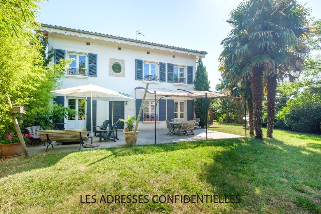 House in Écully, Auvergne-Rhône-Alpes, France 1 - 17291607