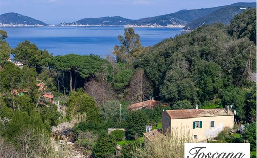 Estate in Marciana Marina, Tuscany, Italy 1