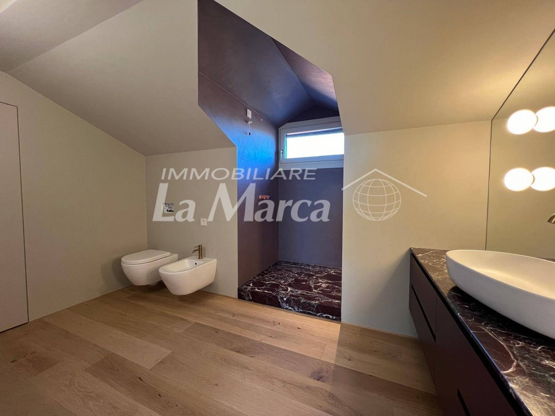 Penthouse in Cathedral - Piazza dei Signori, Treviso, Italy 5 - 17288467