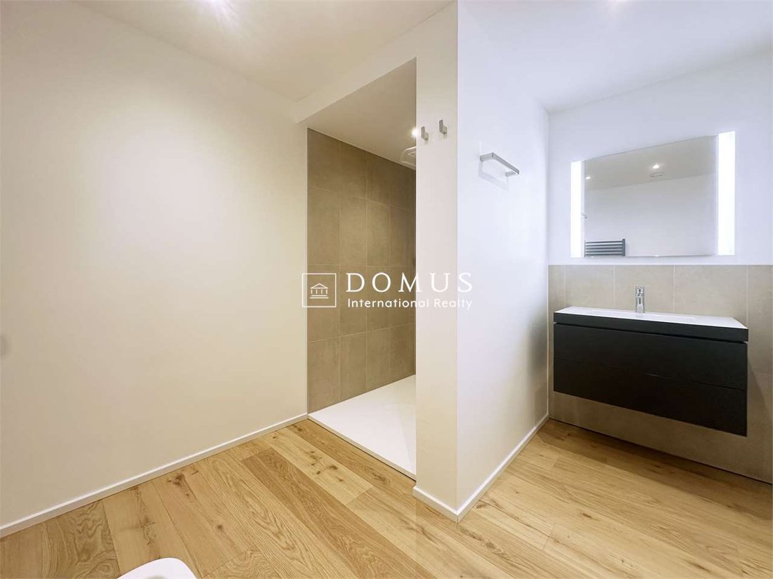 Apartment in Paradiso, Ticino, Switzerland 4 - 17288378