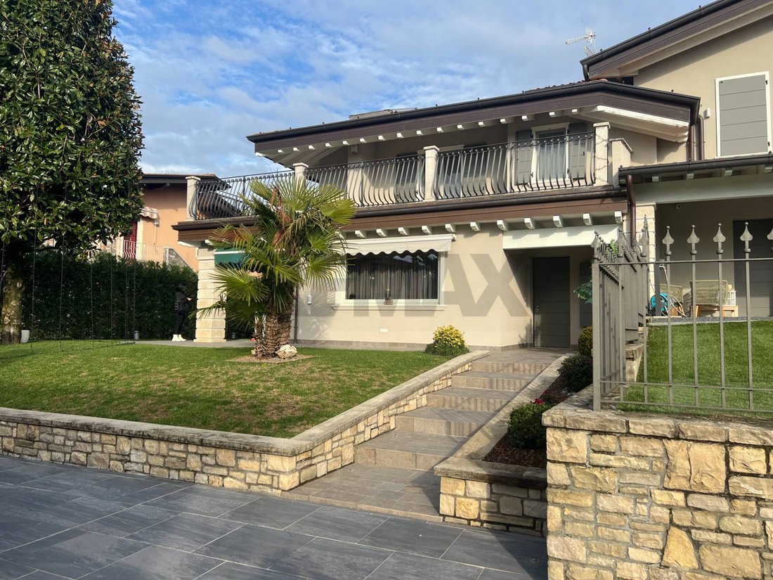 House in Capriolo, Lombardy, Italy 2 - 17290607