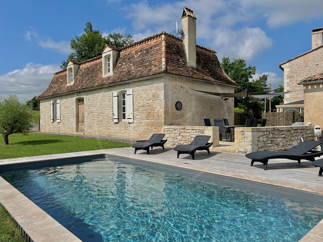 Villa in Saint-Méard-de-Gurçon, Nouvelle-Aquitaine, France 2 - 17289004