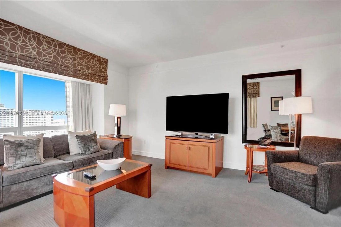 Condo in Miami, Florida, United States 5 - 17288261