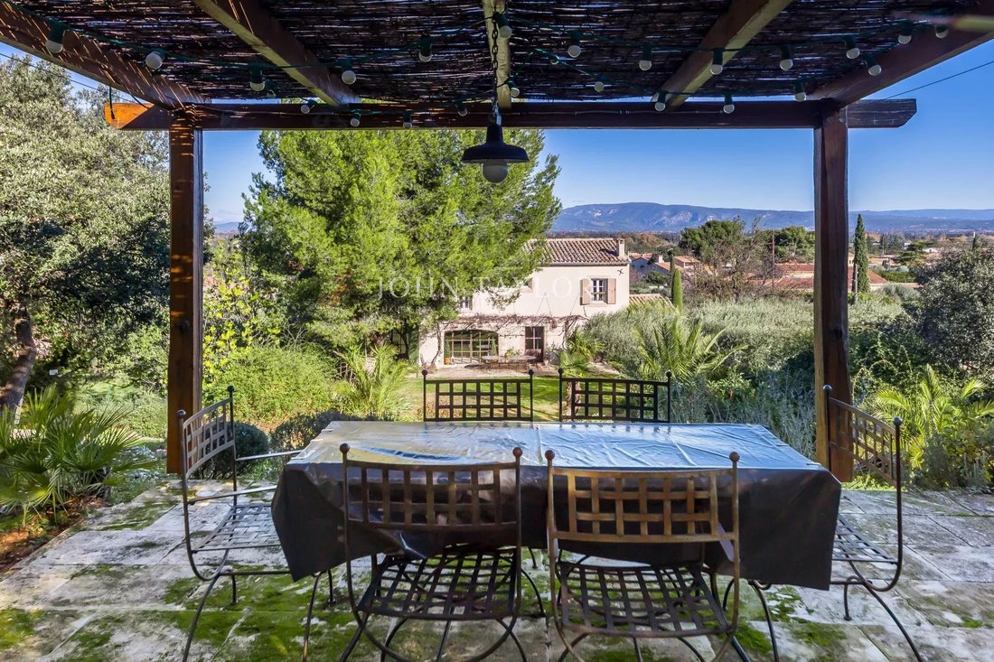 Estate in Cavaillon, Provence-Alpes-Côte d'Azur, France 2 - 13555730