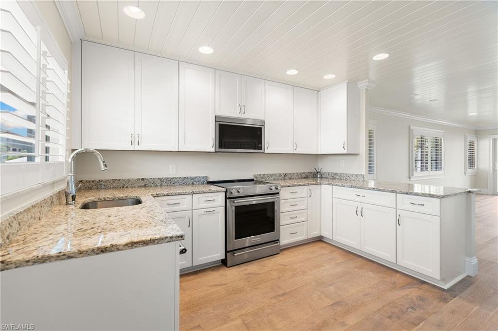 Condo in Naples, Florida, United States 5 - 16535169