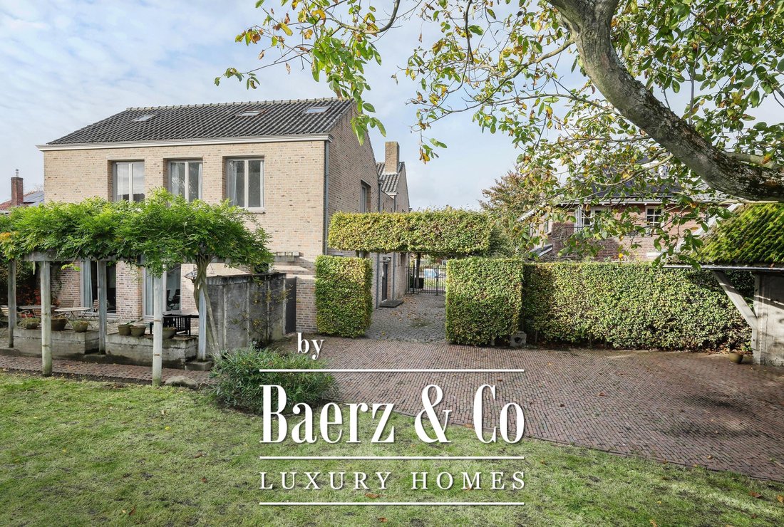 Villa in 's-Hertogenbosch, North Brabant, Netherlands 1 - 17292236
