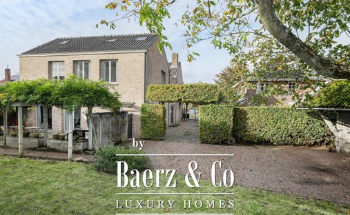 Villa in 's-Hertogenbosch, North Brabant, Netherlands 1