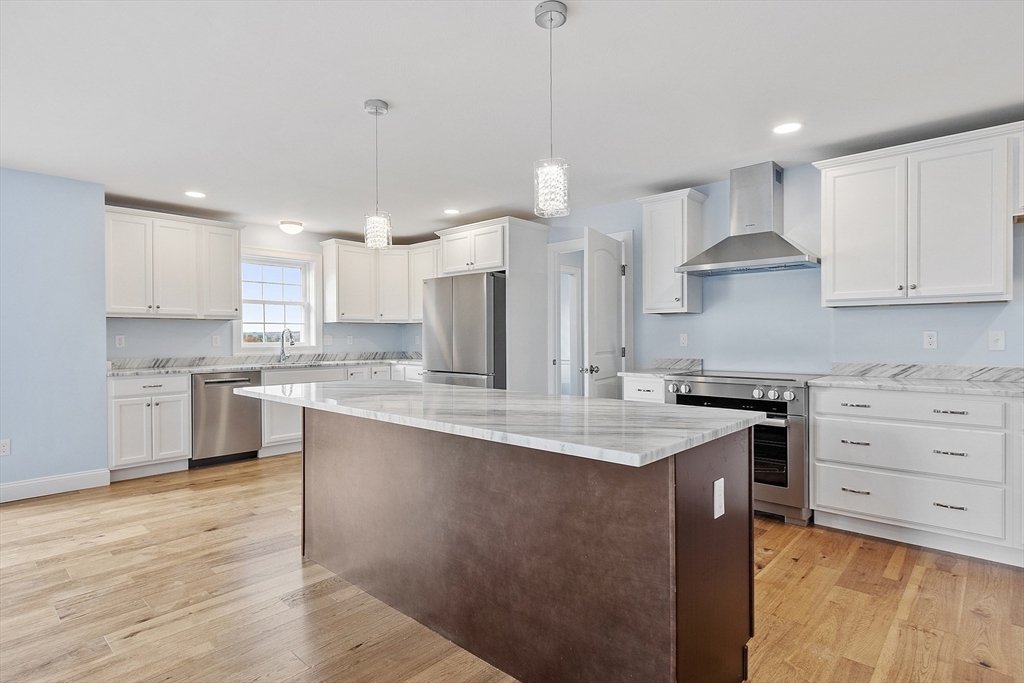 House in Sterling, Massachusetts, United States 2 - 17287824