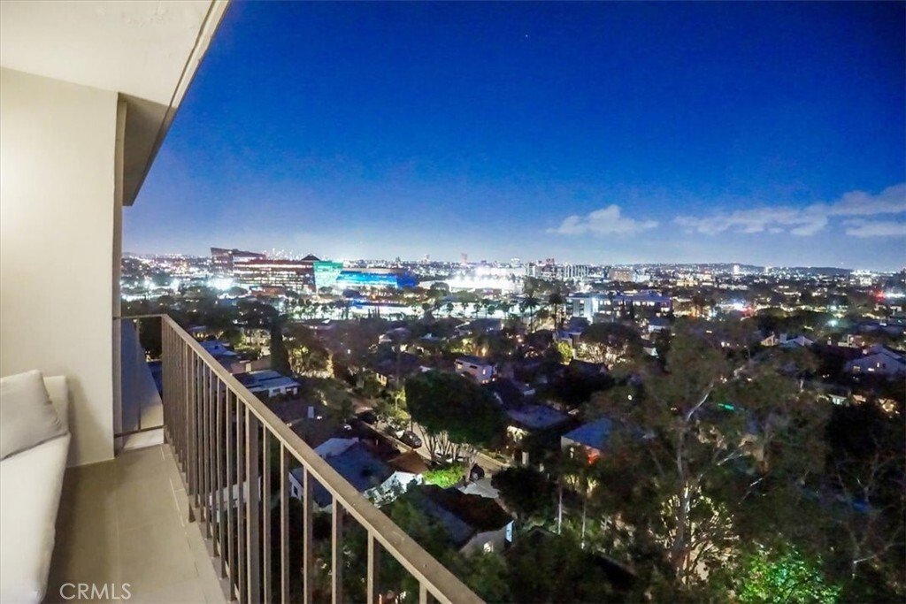 Condo in Los Angeles, California, United States 5 - 17264067