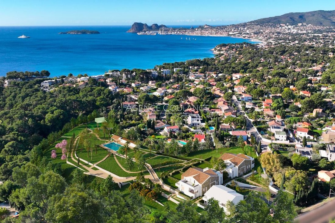 Apartment in La Roquebrussanne, Provence-Alpes-Côte d'Azur, France 4 - 17287142