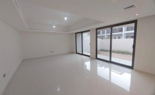 Townhouse in Damac Hills 2, Dubai, United Arab Emirates 1