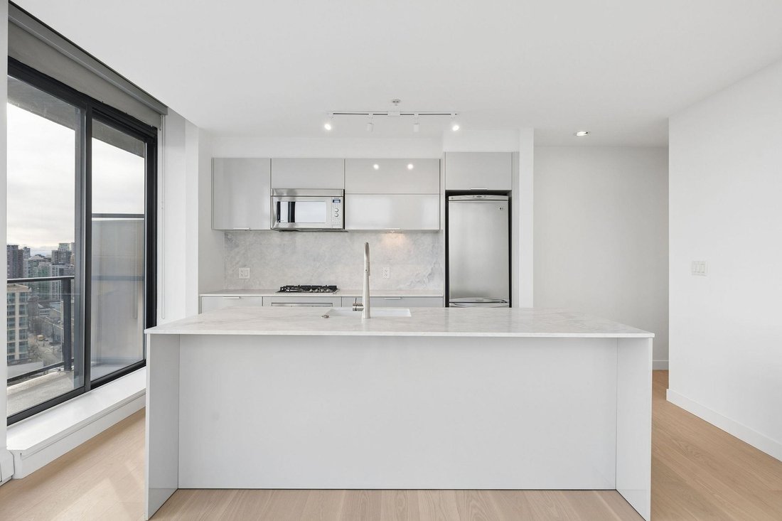 Condo in Vancouver, British Columbia, Canada 3 - 17290248