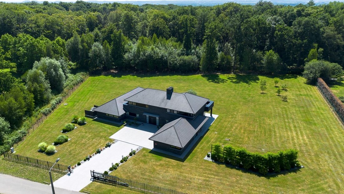Villa in Bernissart, Wallonia, Belgium 2 - 15897411