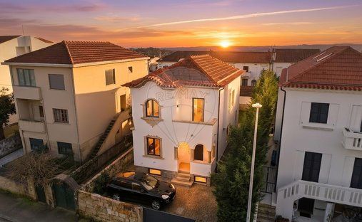 House in Lordelo do Ouro e Massarelos, Porto District, Portugal 1
