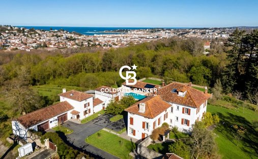 Estate in Sud, Ciboure, France 1