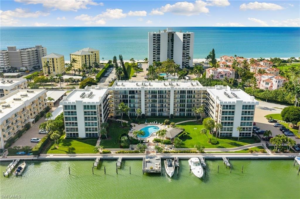 Condo in Naples, Florida, United States 1 - 16953972