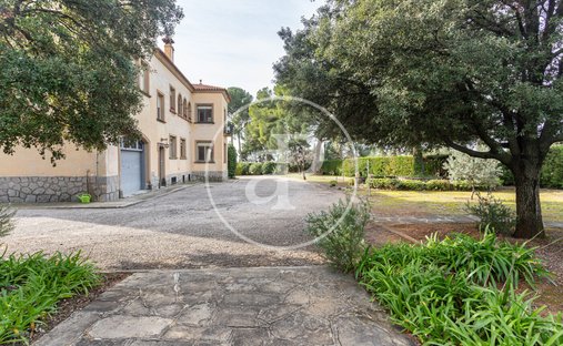 Villa in Terrassa, Catalonia, Spain 1