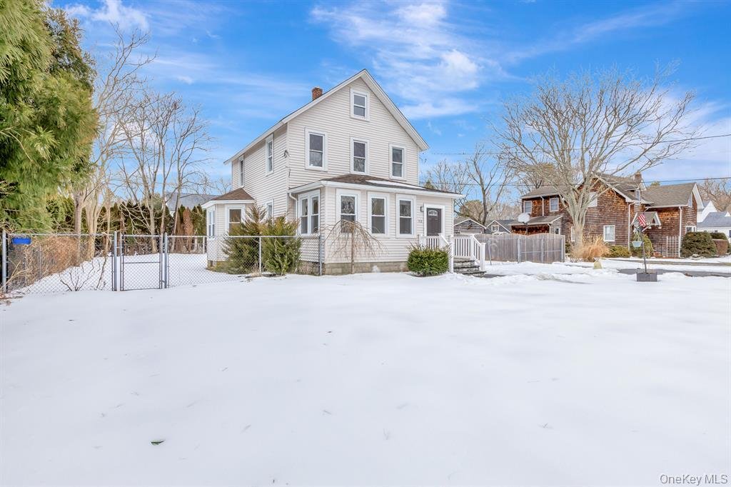 House in Medford, New York, United States 1 - 17287337