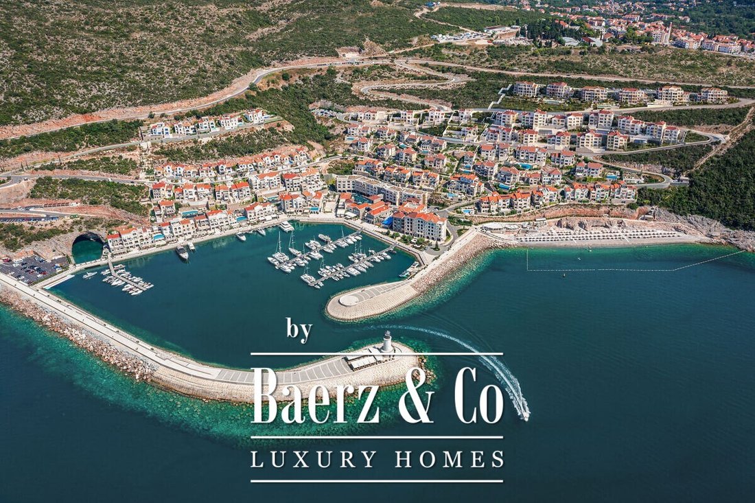 Penthouse in Tivat, Tivat Municipality, Montenegro 4 - 17291671