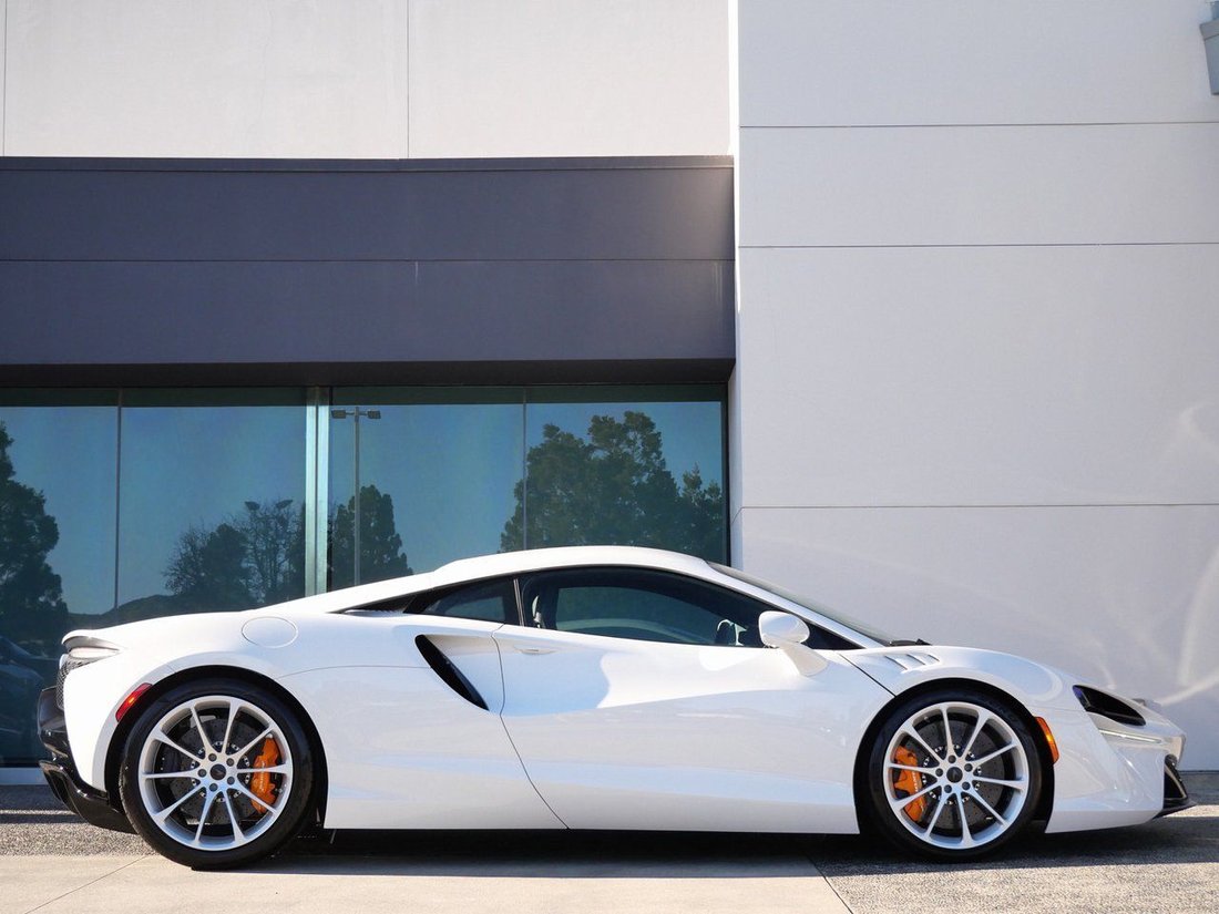 Coupe in Thousand Oaks, CA, United States 3 - 16923788