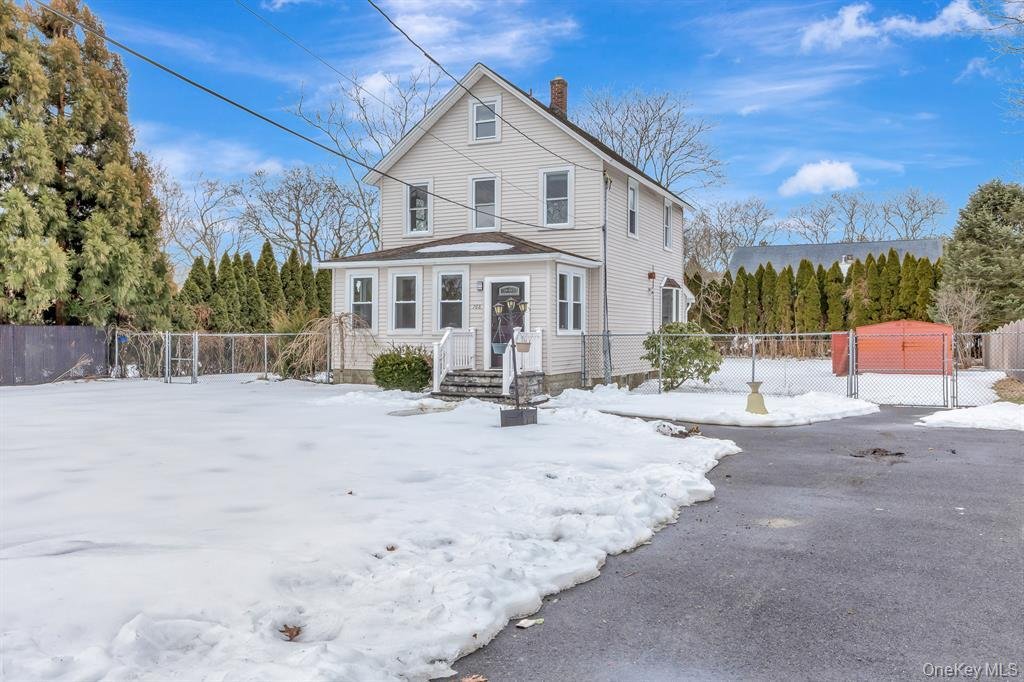 House in Medford, New York, United States 5 - 17287337