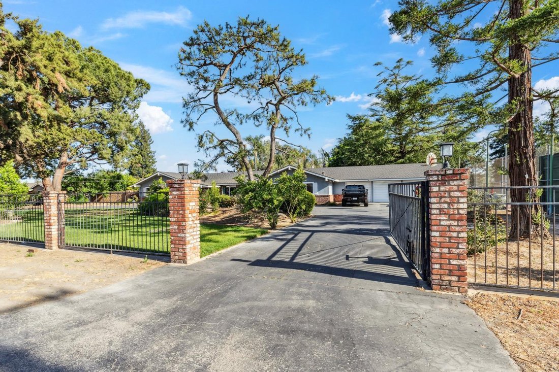 House in Fresno, California, United States 2 - 17288219