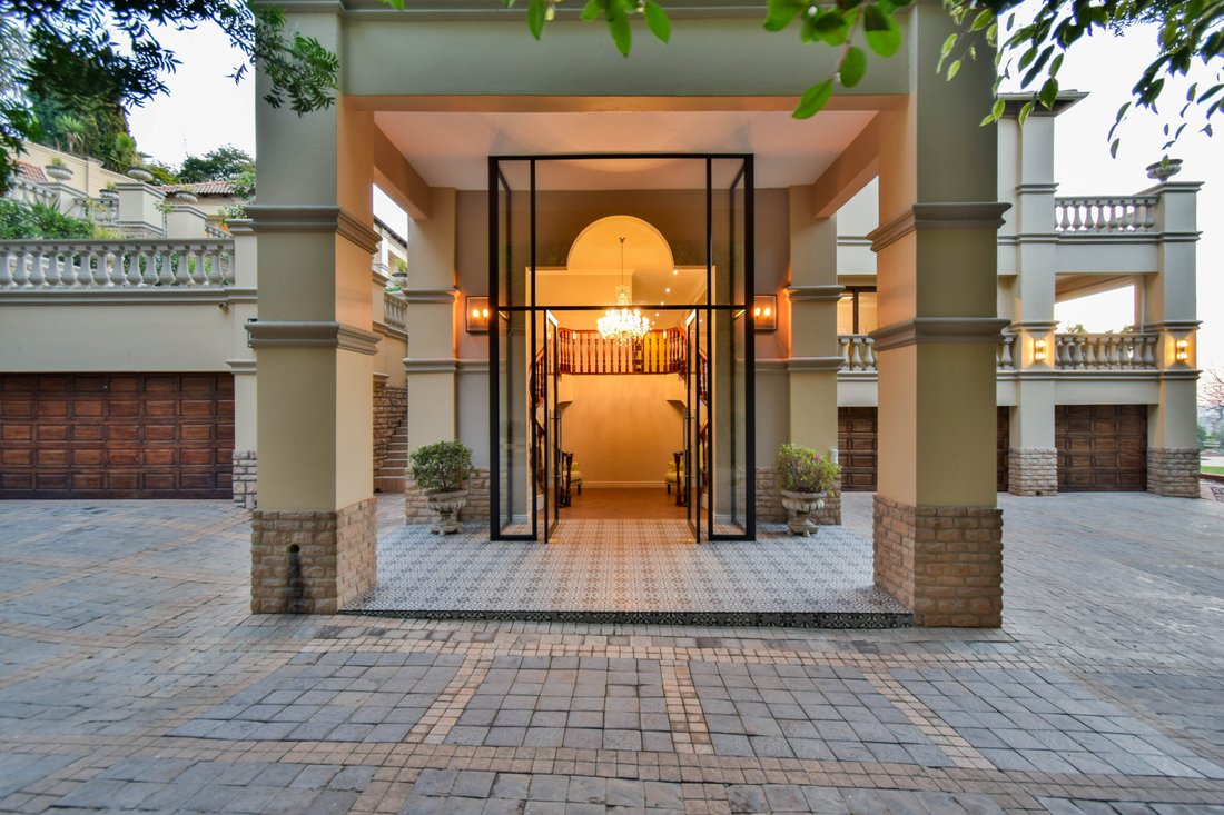 House in Waterkloof, Gauteng, South Africa 3 - 17287681