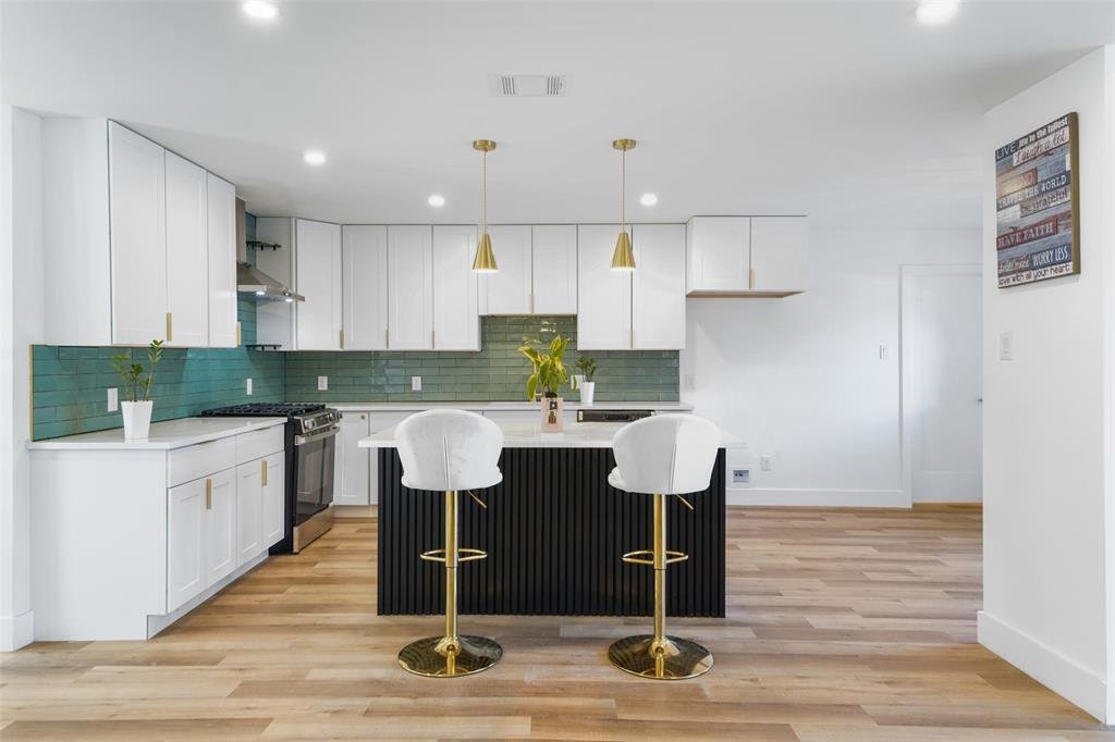 House in Dallas, Texas, United States 1 - 17215053