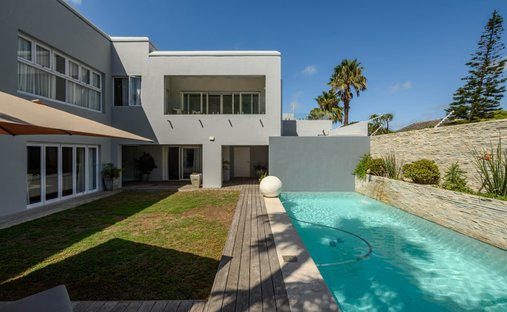 House in Summerstrand, Eastern Cape, South Africa 1