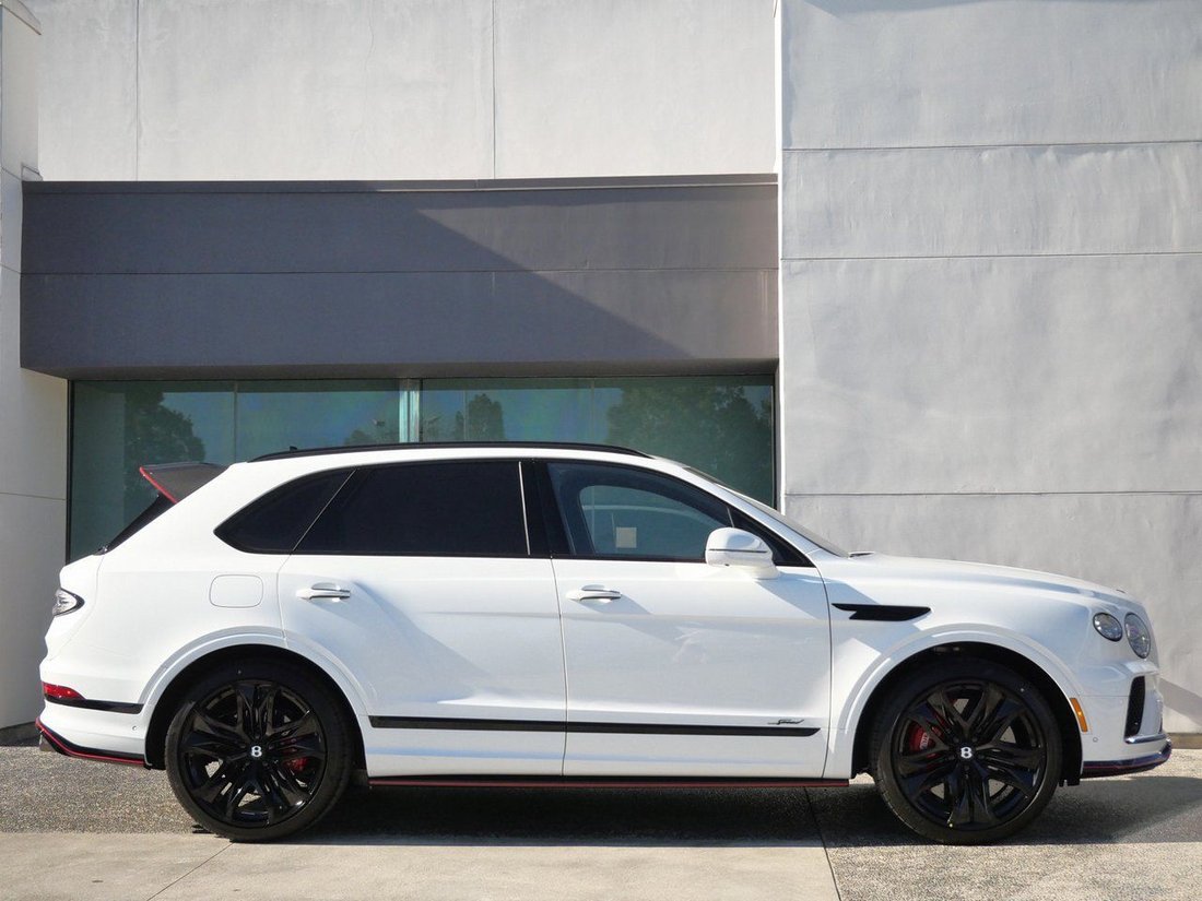 Suv in Thousand Oaks, CA, United States 5 - 16923785