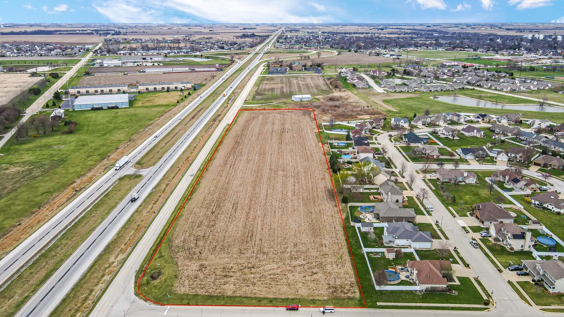 Farm Ranch in Manteno, Illinois, United States 2 - 17289472