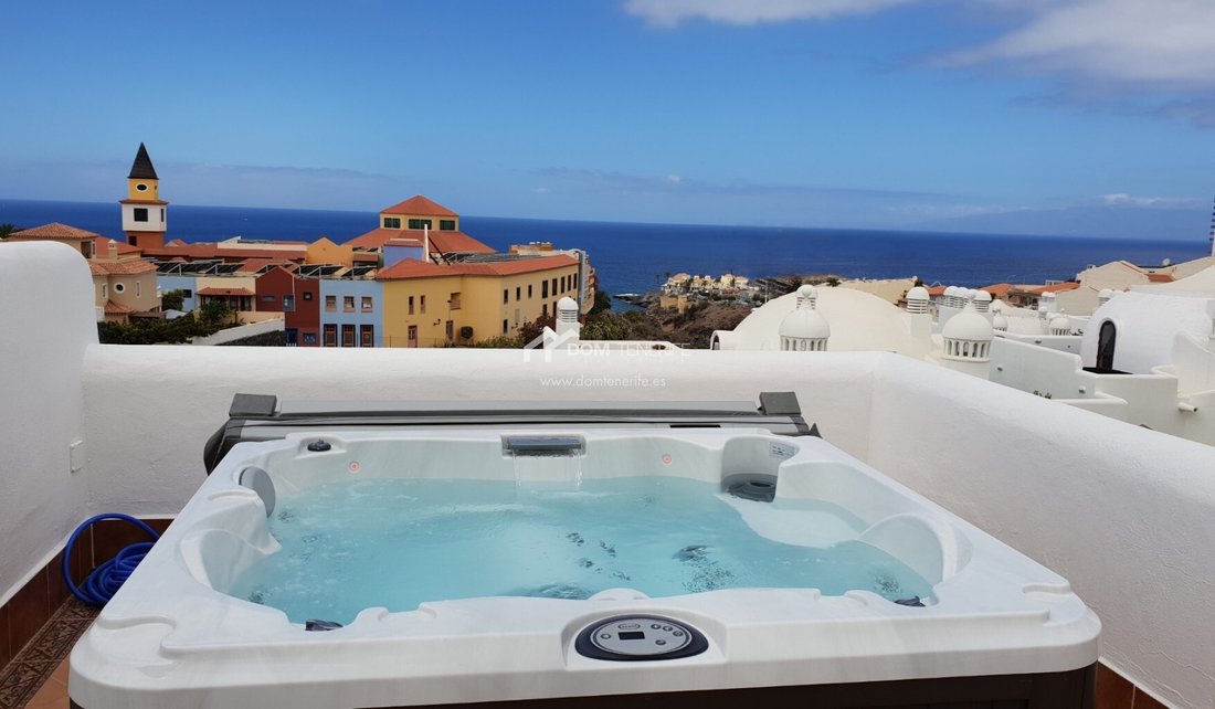Townhouse in Adeje, Canary Islands, Spain 2 - 17289591