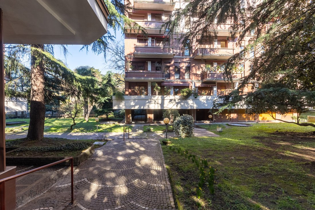 Apartment in Historic Center, Monza, Lombardy 1 - 17288477