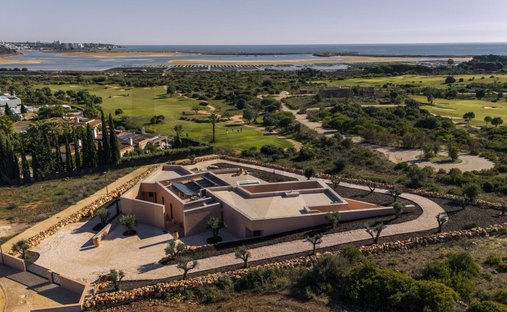 Townhouse in Odiaxere, Algarve, Portugal 1