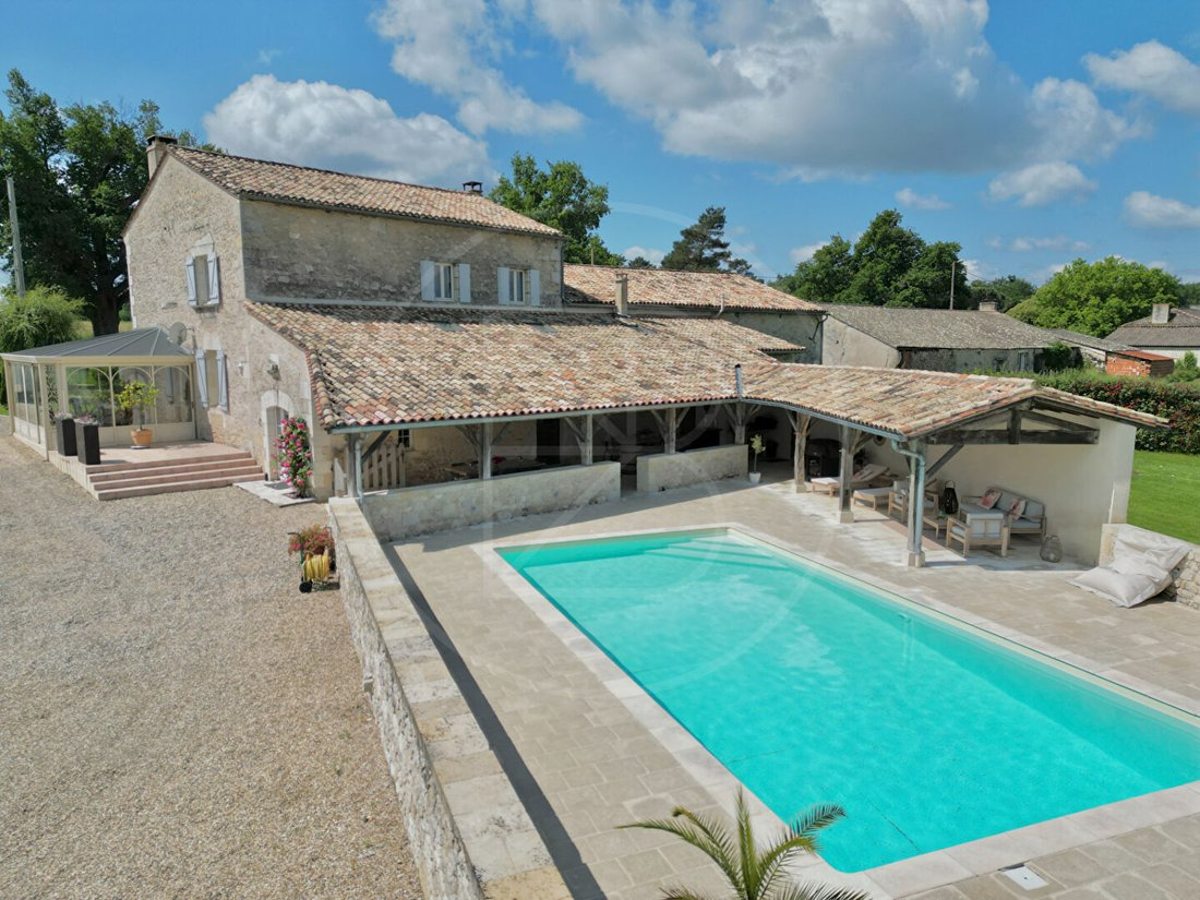 Villa in Saint-Méard-de-Gurçon, Nouvelle-Aquitaine, France 4 - 17289004