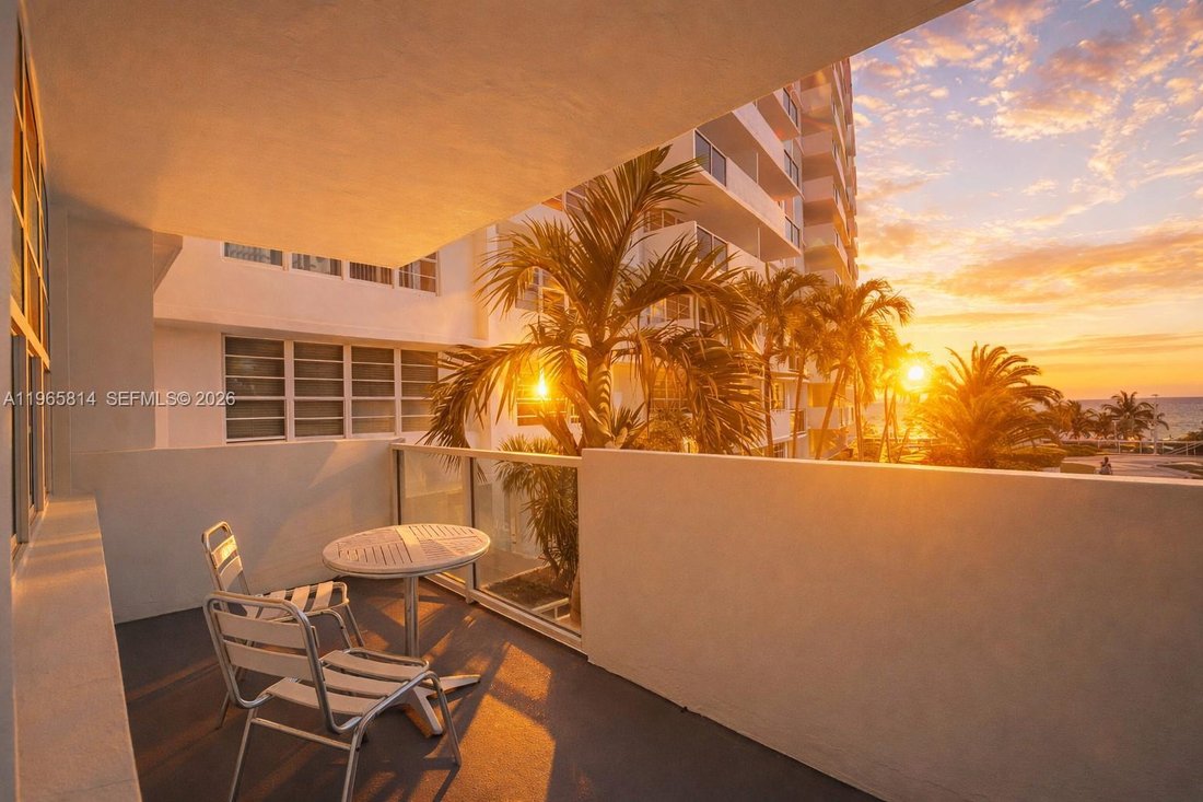 Condo in Miami Beach, Florida, United States 5 - 17289721