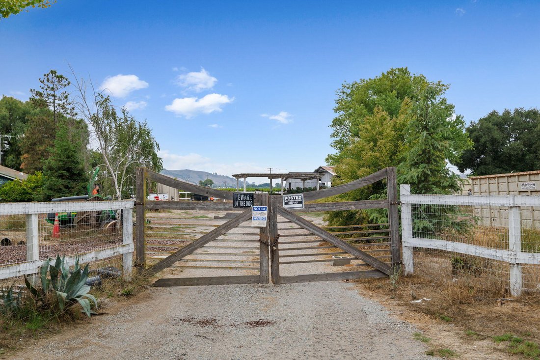 Farm Ranch in Los Alamos, California, United States 5 - 17288270