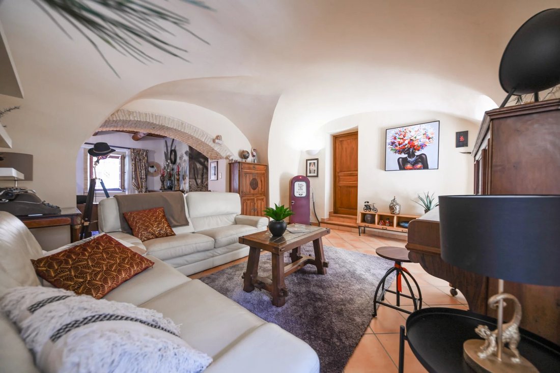 House in Uzès, Occitania, France 5 - 17286446