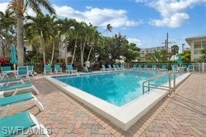 Condo in Naples, Florida, United States 5 - 16306038