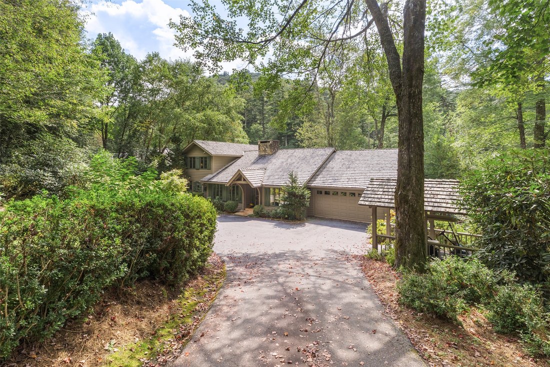 House in Highlands, North Carolina, United States 2 - 16207021